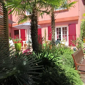 Le Trianon Hotel Étel